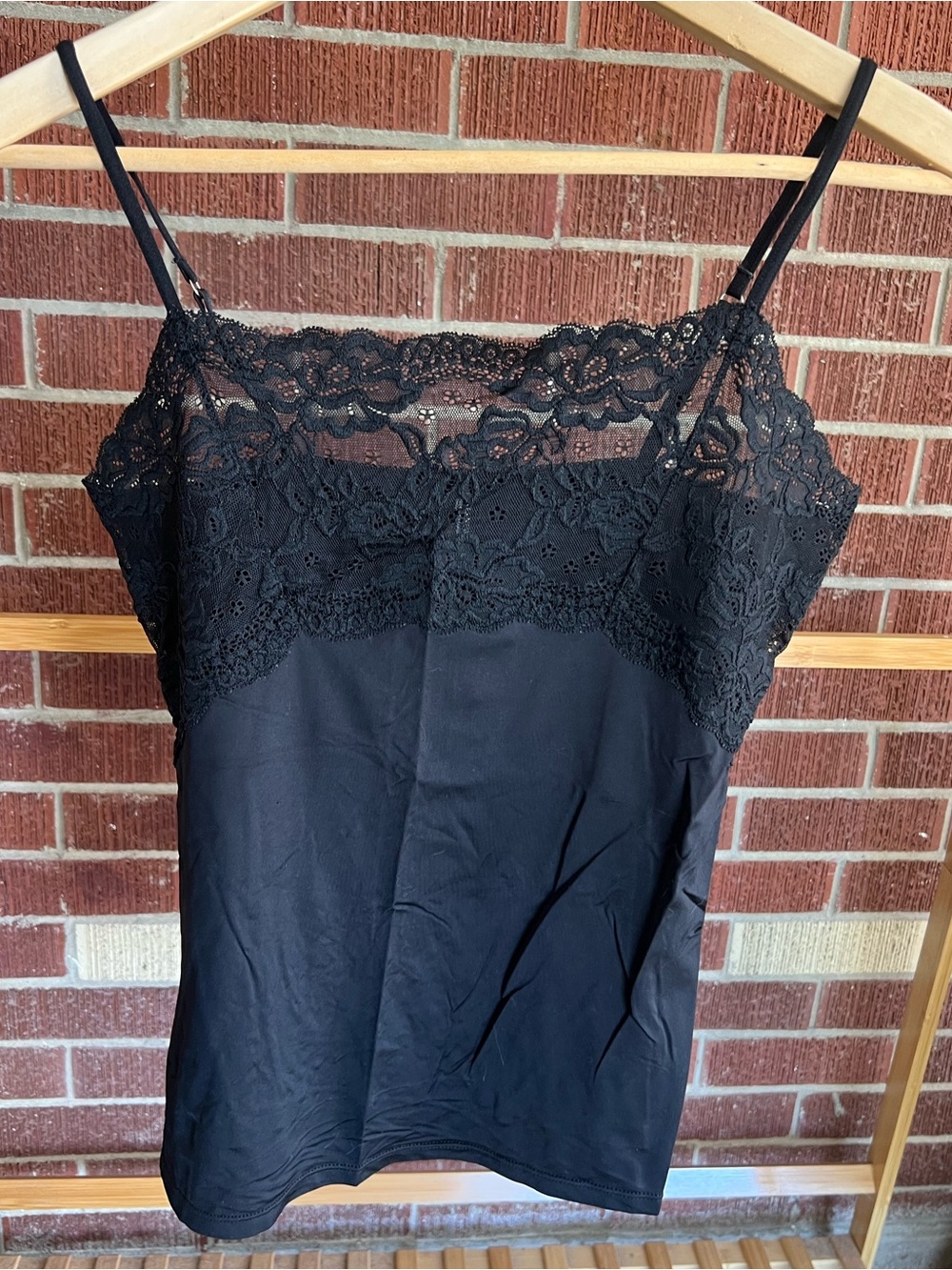 Jones New York lacy cami